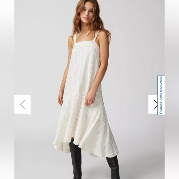 Urban outfitters En Saison Laurent dress Cream Ruffled Tiered Maxi with bows - Picture 3 of 7